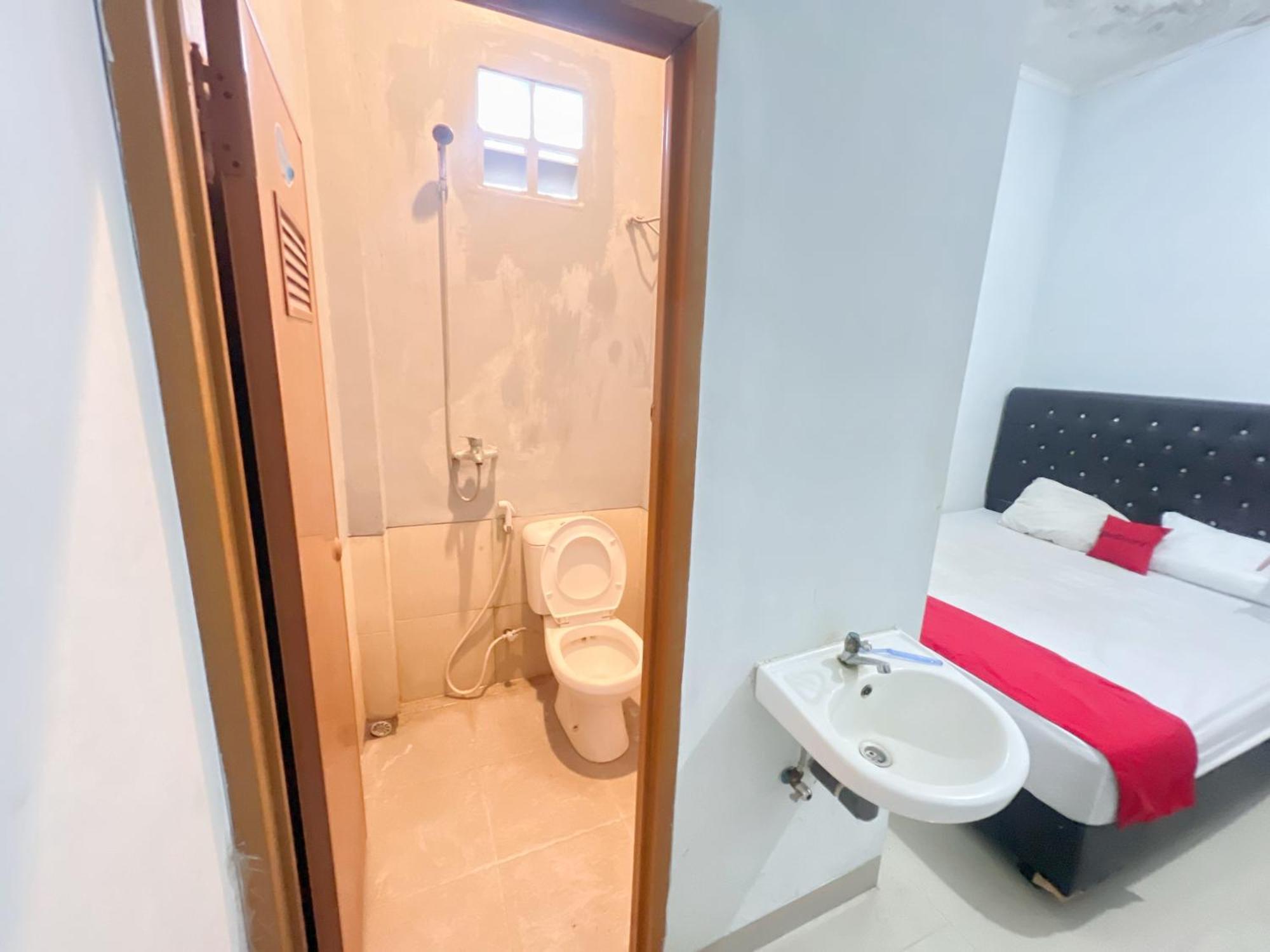 Reddoorz At Kay Residence Waydadi Lampung Bandar Lampung Luaran gambar