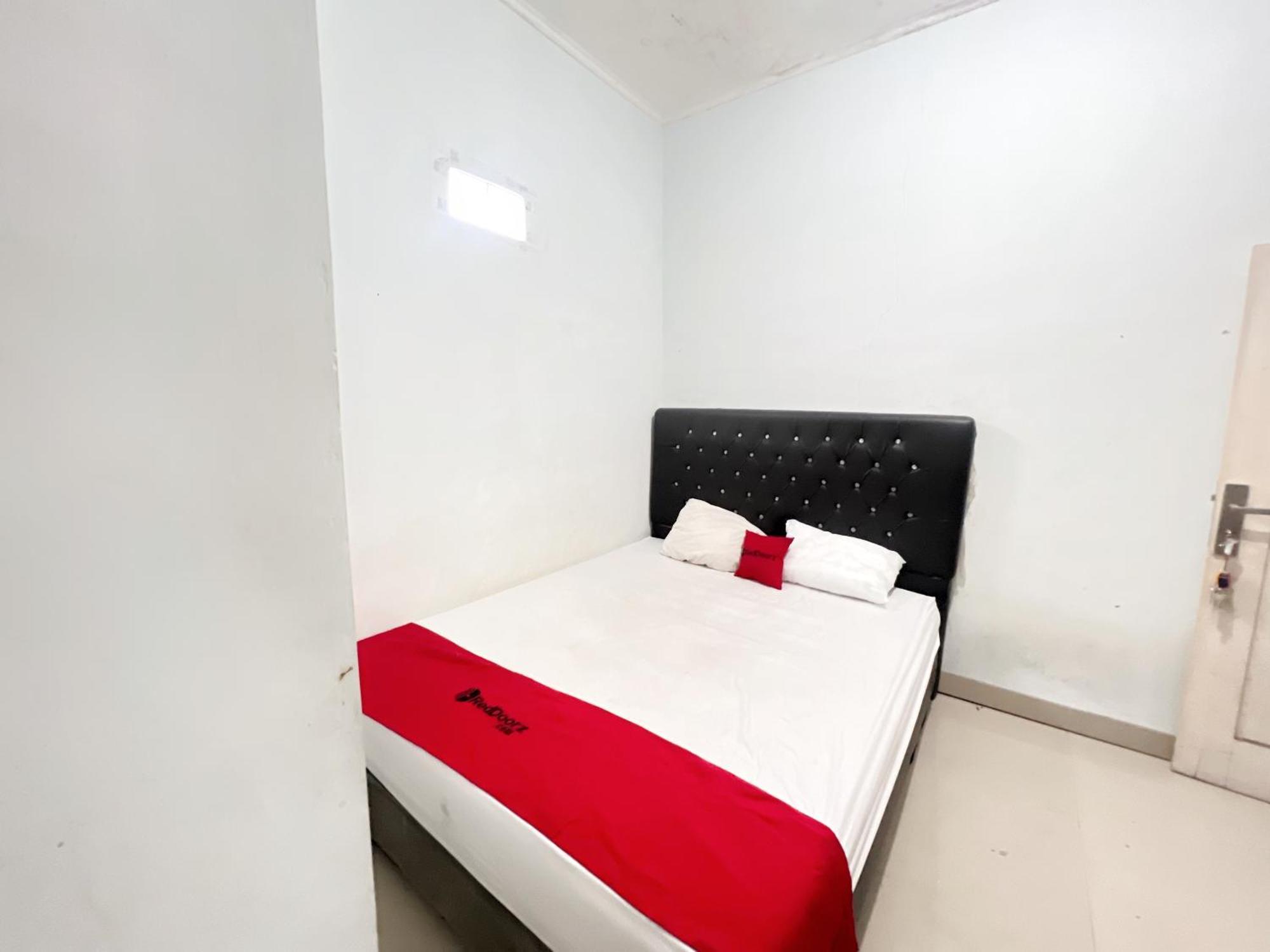 Reddoorz At Kay Residence Waydadi Lampung Bandar Lampung Luaran gambar